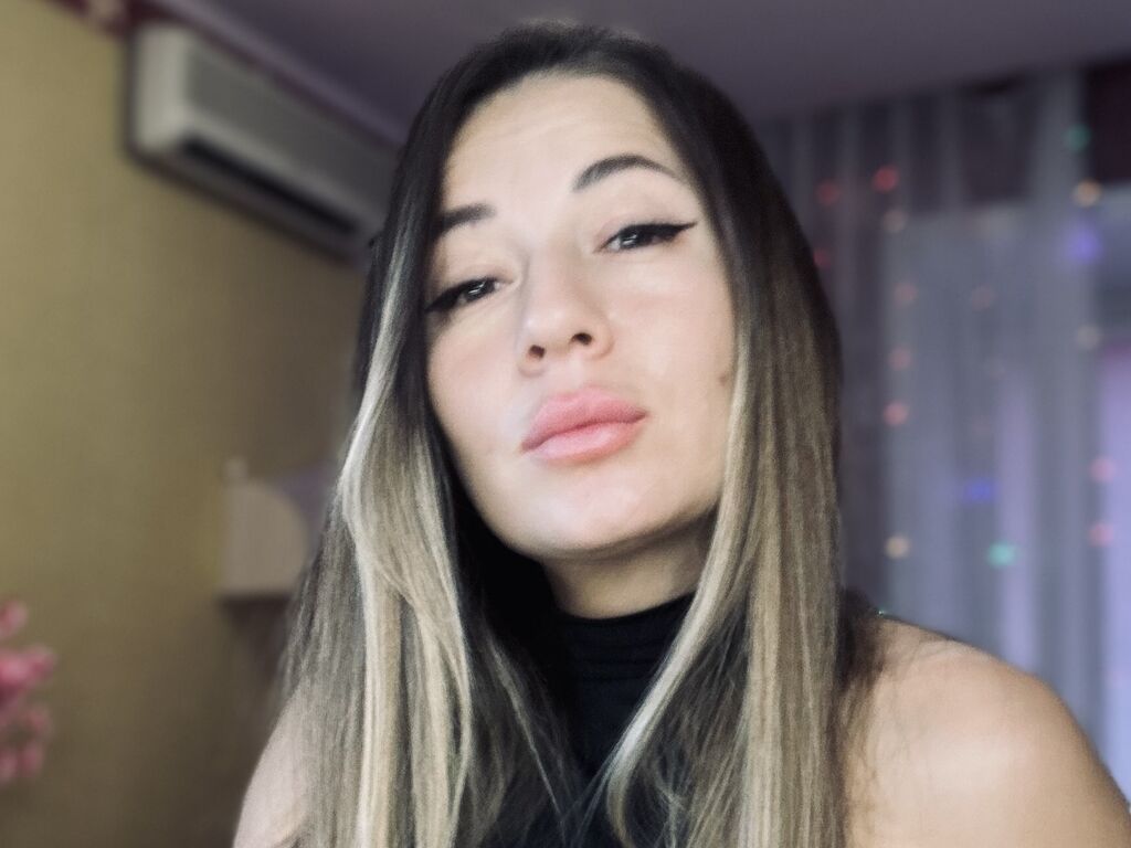 Watch KatRoys Live