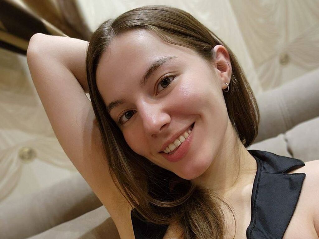 Watch RexanneDilley Live