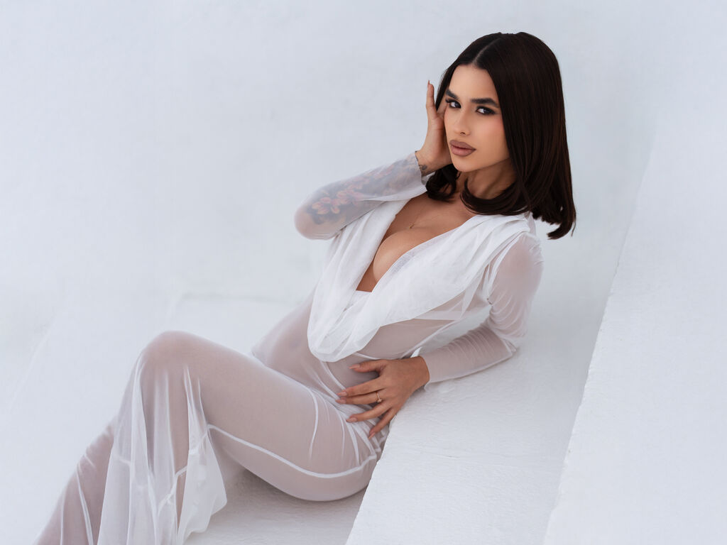 Watch SofyTaylor Live